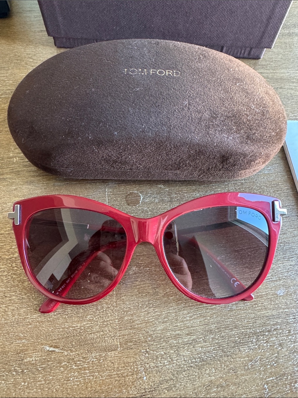 Tom Ford Magenta Cat-Eye Sunglasses – Authentic | Complete Set | Made in Italy